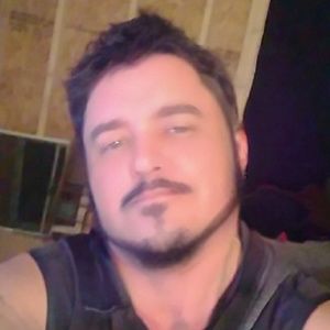 Meet your Posher, Aiden